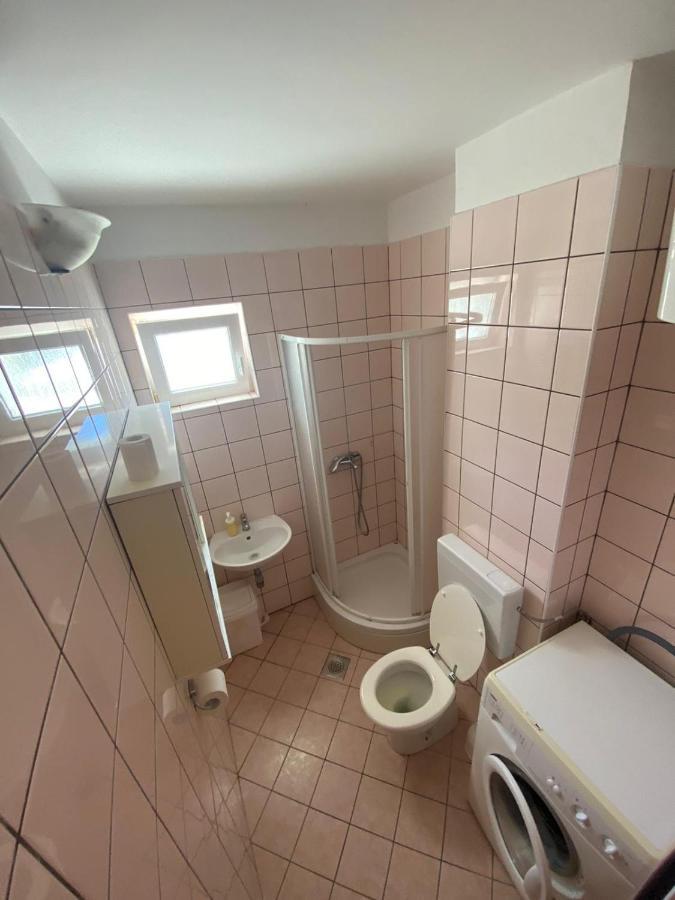Apartment Dilba Novalja Exteriér fotografie